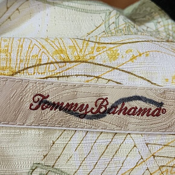 Tommy Bahama Yellow Floral Print 100% Silk Camp Shirt - Picture 4 of 5